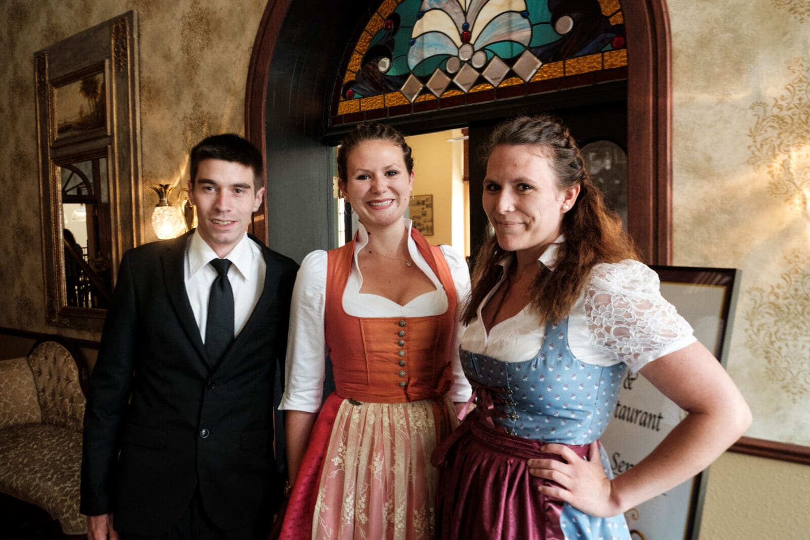 Sabrina &amp; Bill's lively Galena Wedding