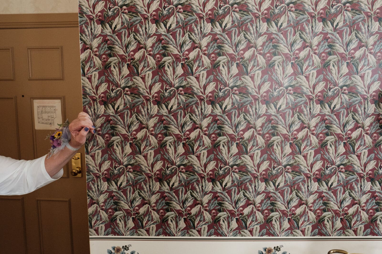 Sabrina &amp; Bill's lively Galena Wedding