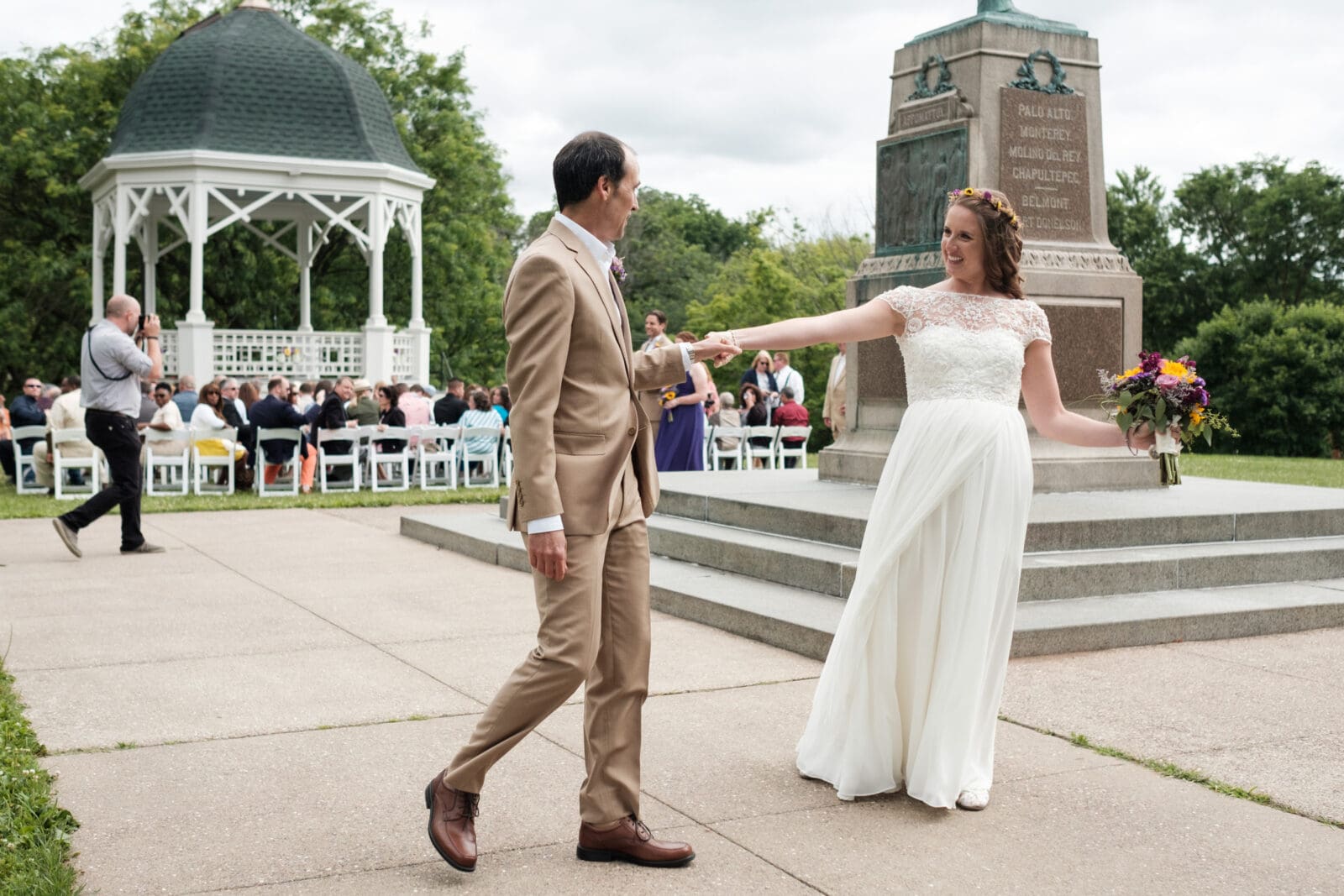 Sabrina &amp; Bill's lively Galena Wedding