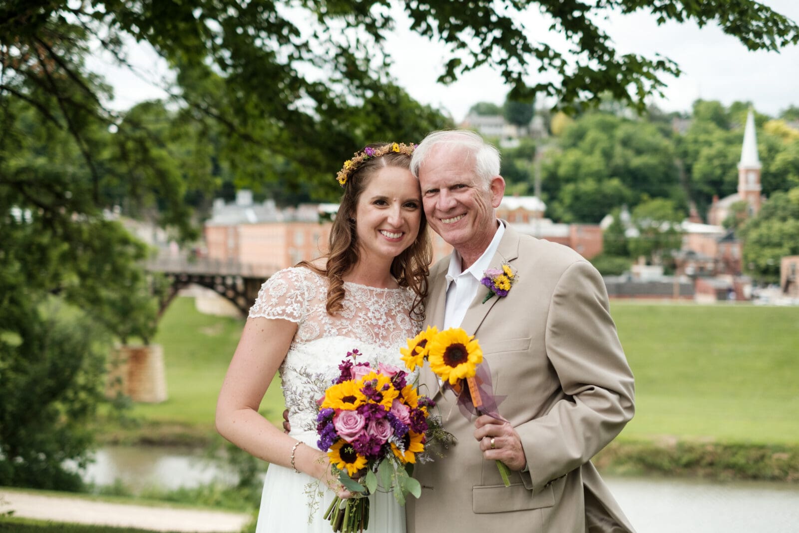 Sabrina &amp; Bill's lively Galena Wedding