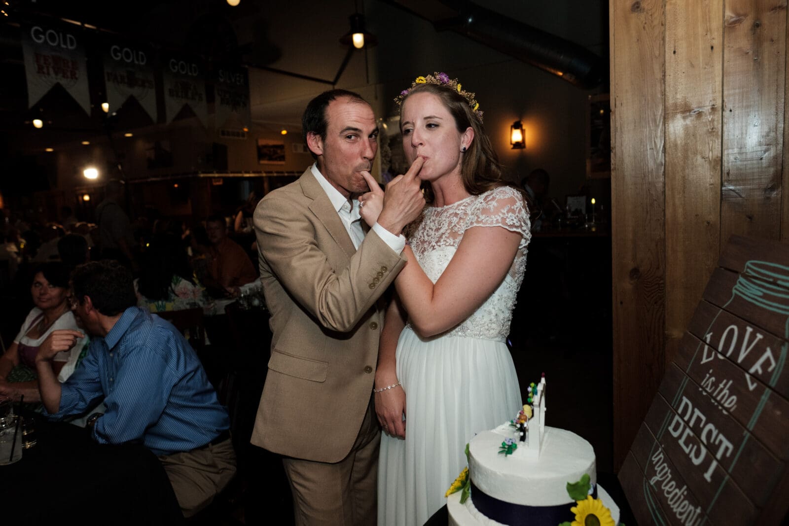 Sabrina &amp; Bill's lively Galena Wedding