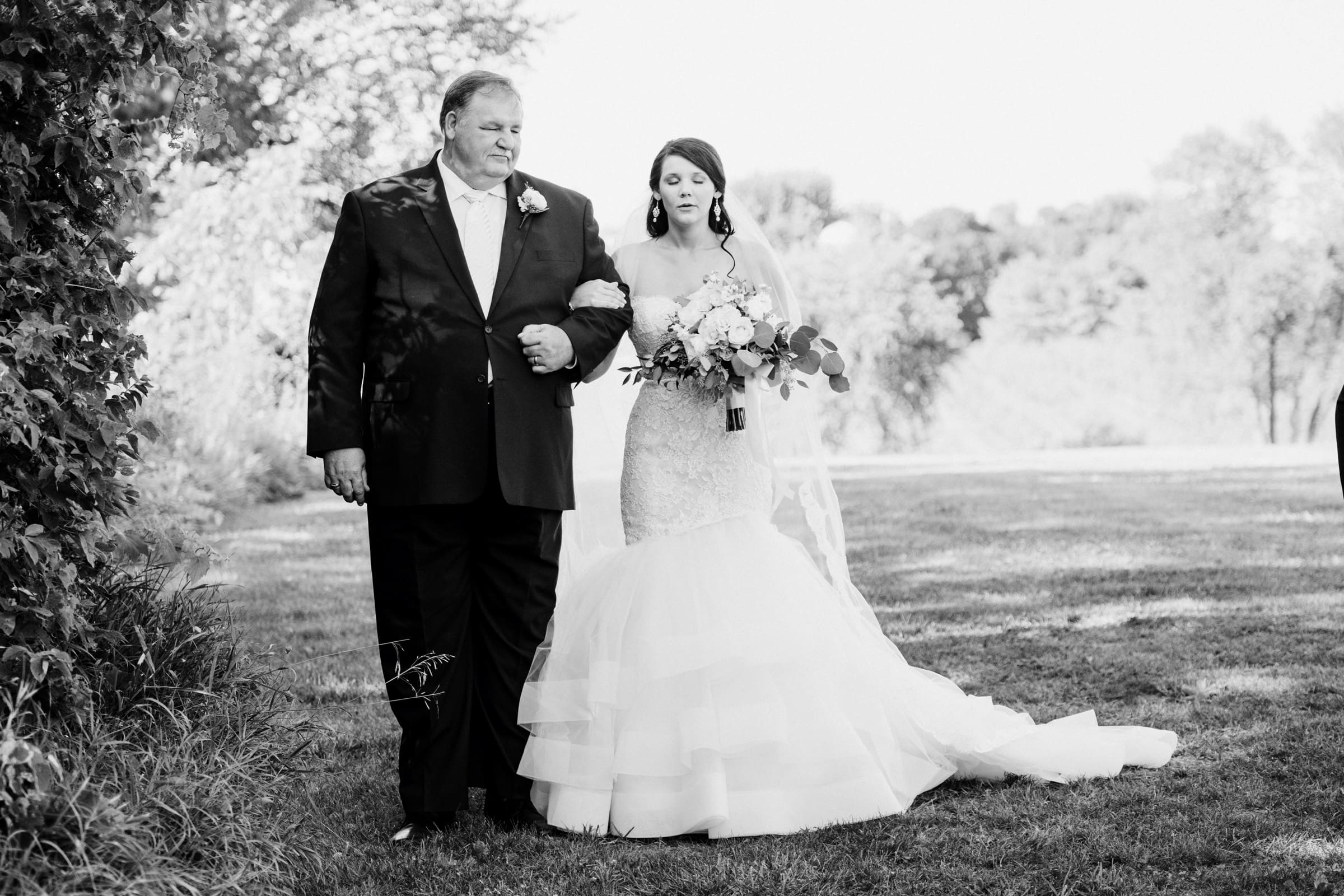 Sarah &amp; Jeff's Pavilion at Orchard Ridge Farms Wedding